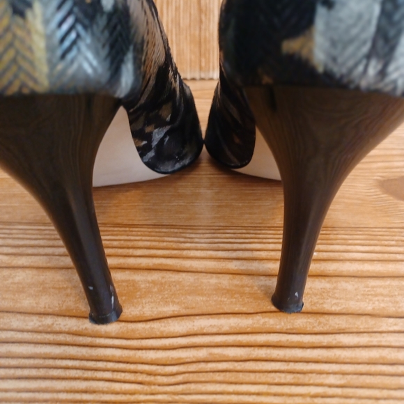 J. Renee High Heel Shoes. - Picture 6 of 10